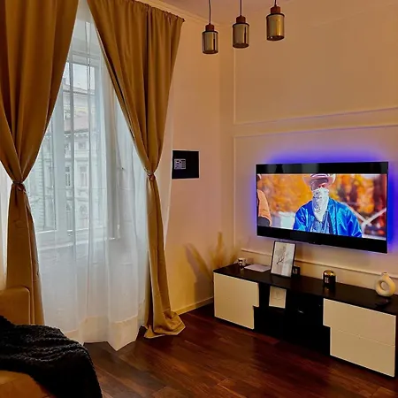 Center Mia Apartament *