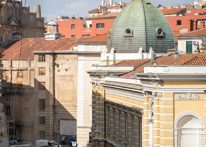 Apartment Center Mia Rijeka